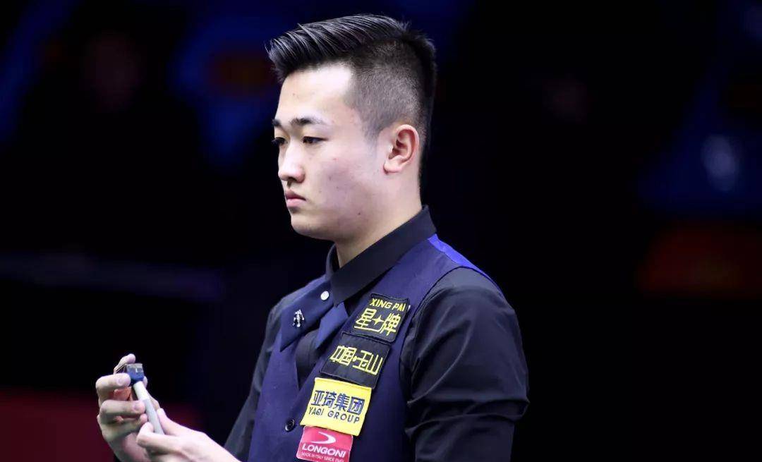 与歌声为球 与歌声为球